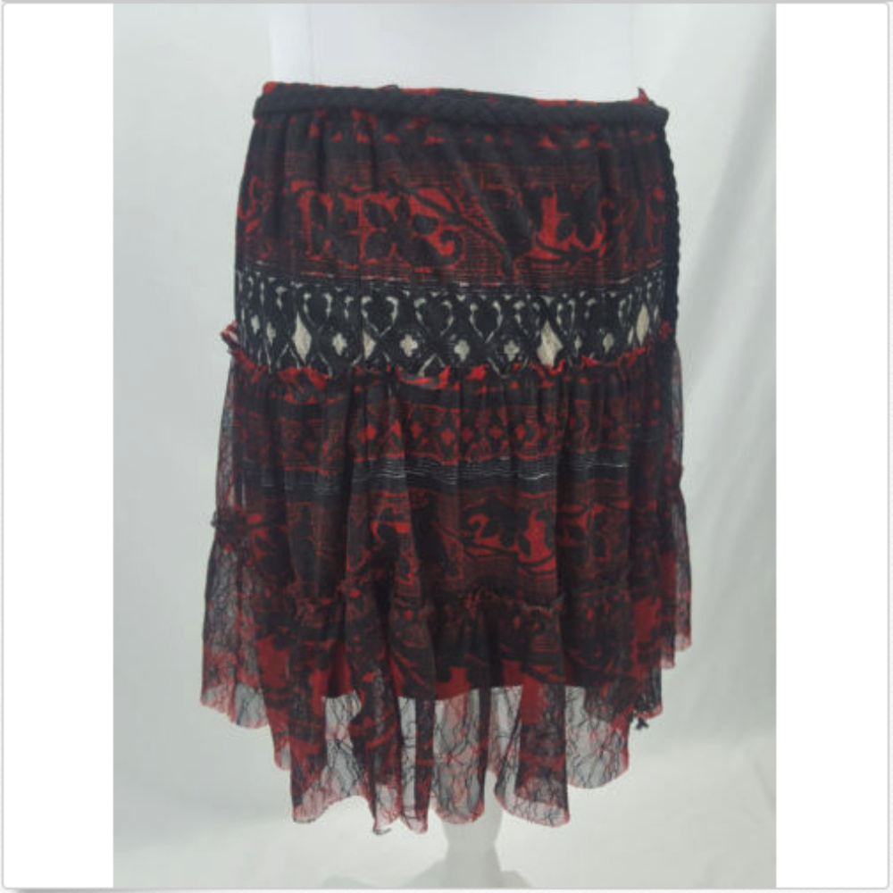 Takaraboho Boho Red And Black Skirt Size Medium